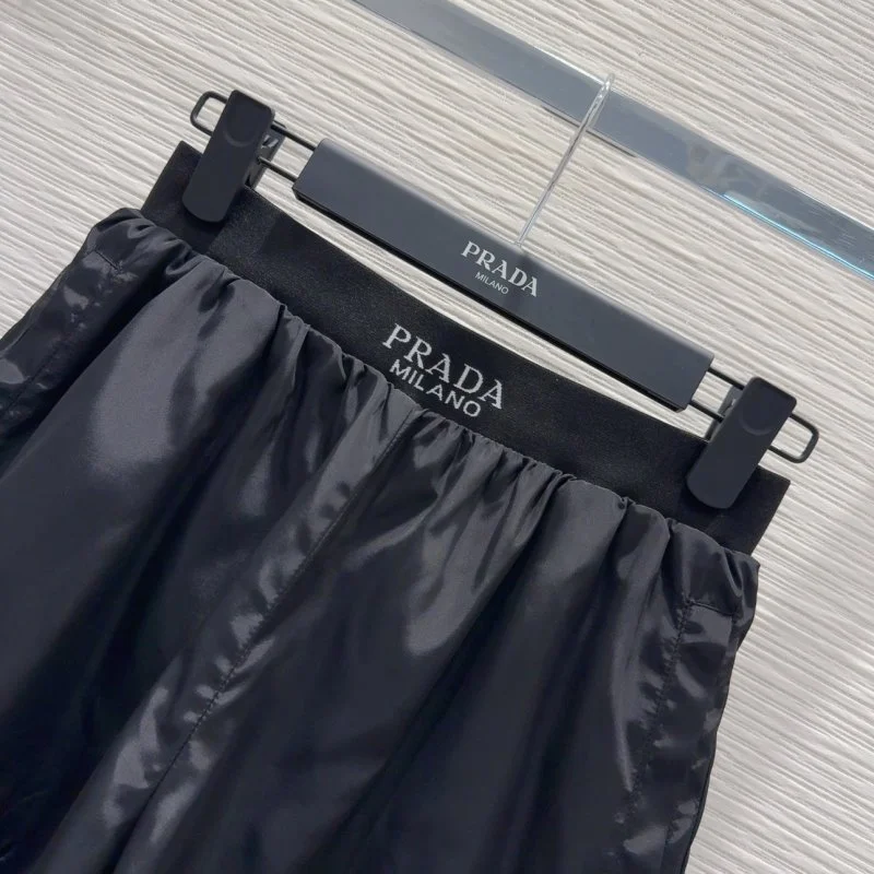 Prada Short Suits Youthful 166113