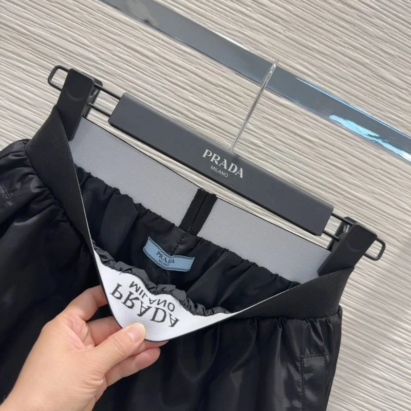 Prada Short Suits Youthful 166113