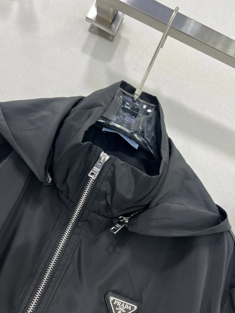 Functional Prada Short Suits 166108