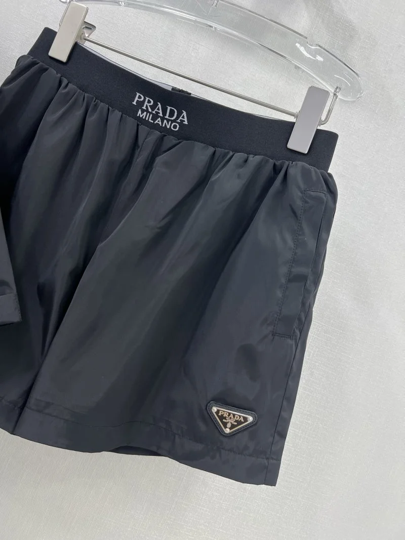 Functional Prada Short Suits 166108