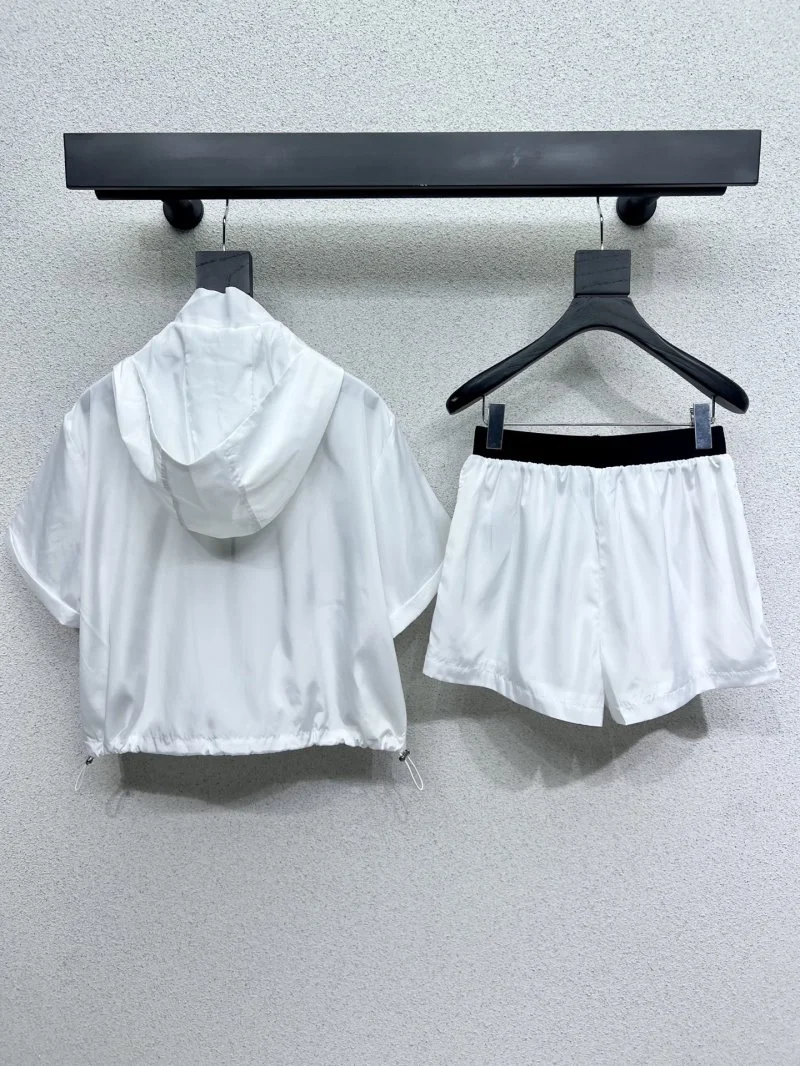 Unique Prada Short Suits 166100
