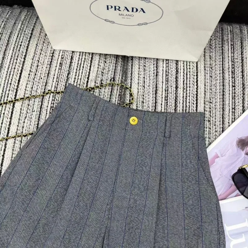 Flexible Prada Short Suits 166500