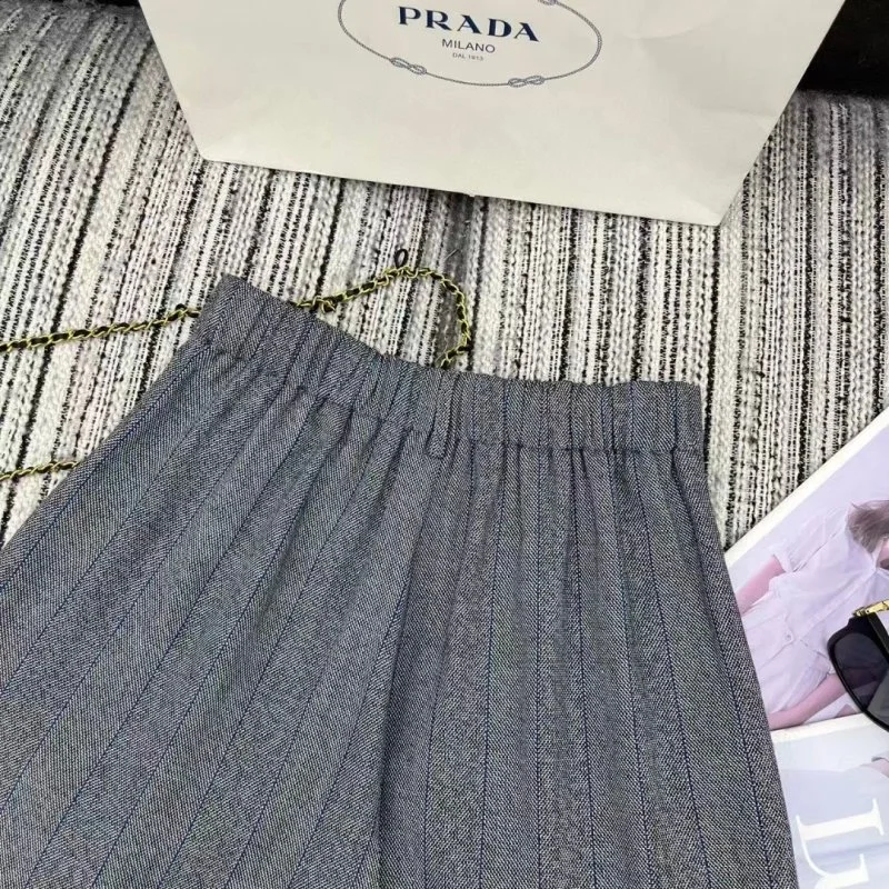 Flexible Prada Short Suits 166500
