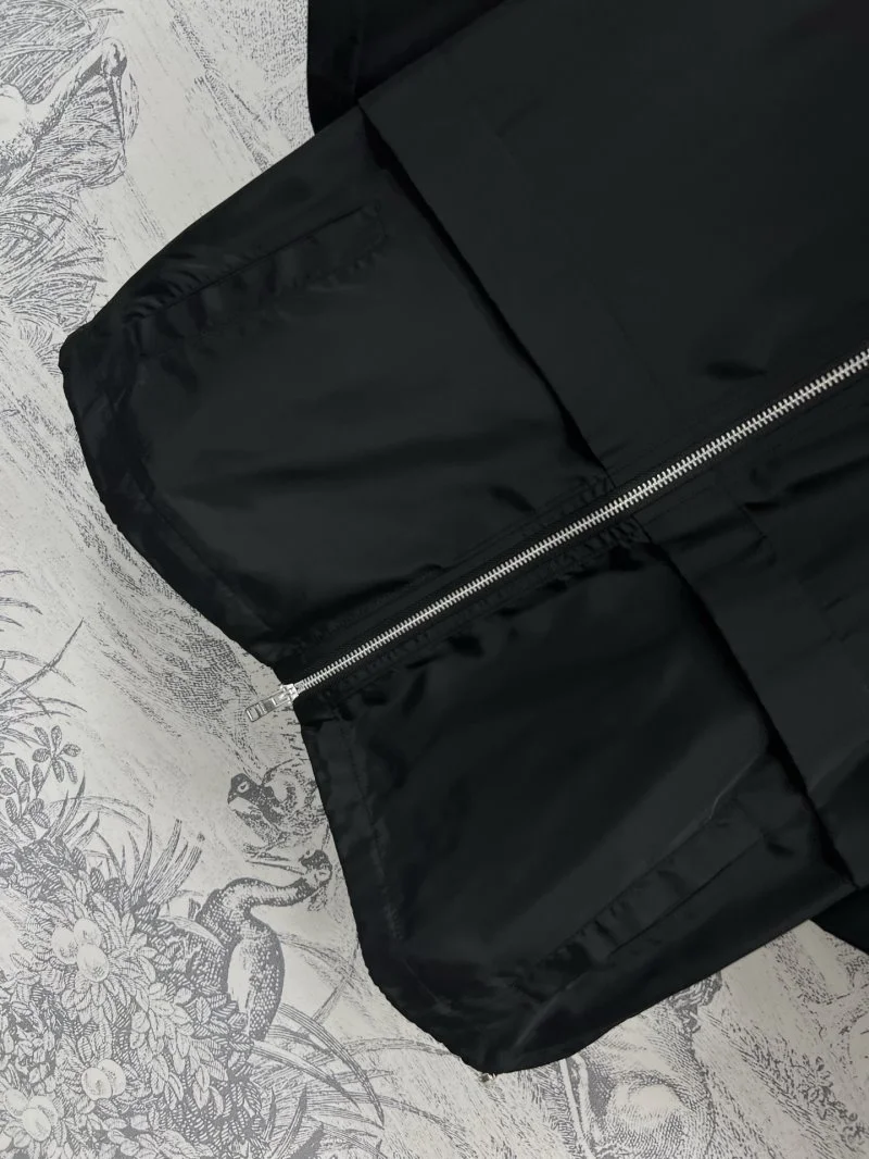Prada Short Suits Effortless 165780