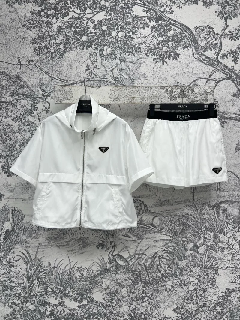 Prada Short Suits Stretchable 165777