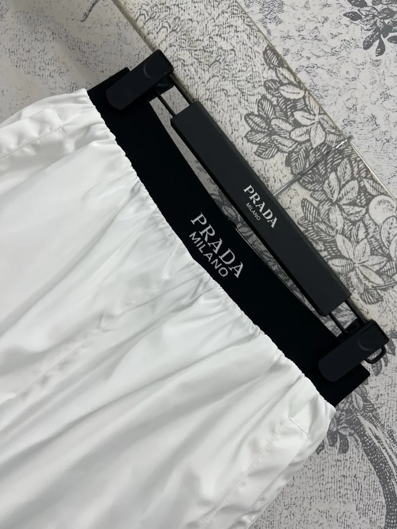Prada Short Suits Stretchable 165777