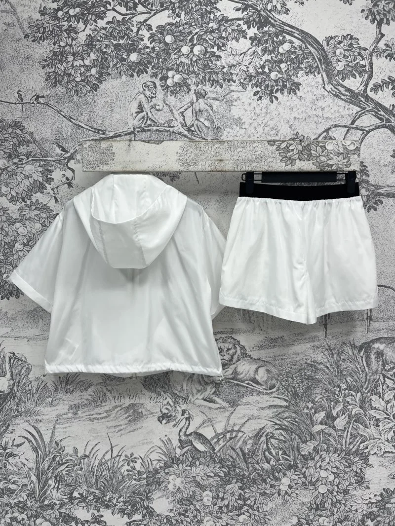 Prada Short Suits Stretchable 165777