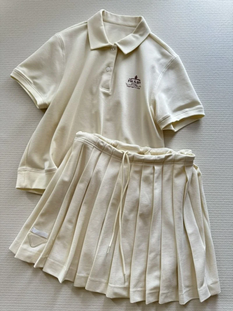 ZipUp Prada Short Suits 165776
