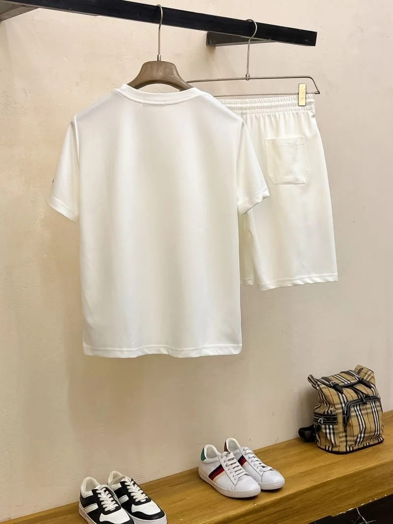 Prada Short Suits Cozy 167955
