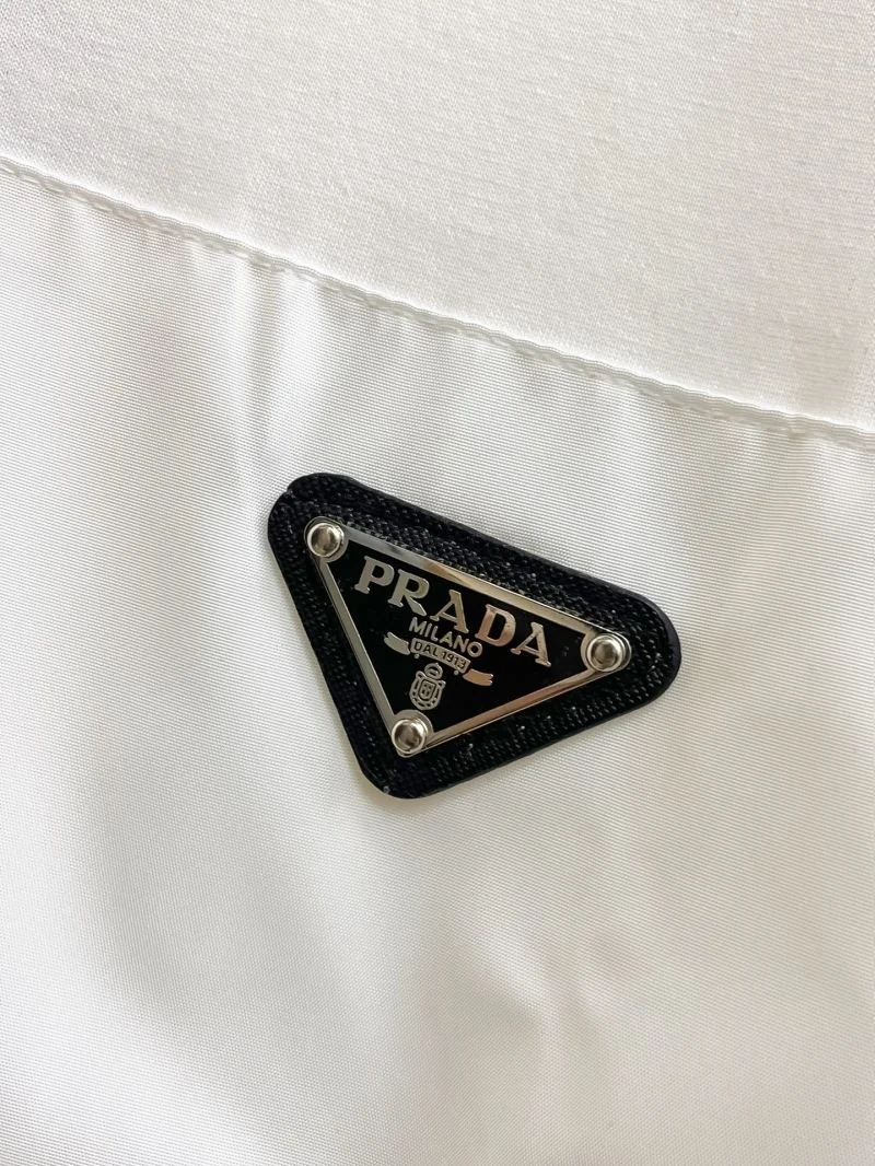 Prada Short Suits Cozy 167955