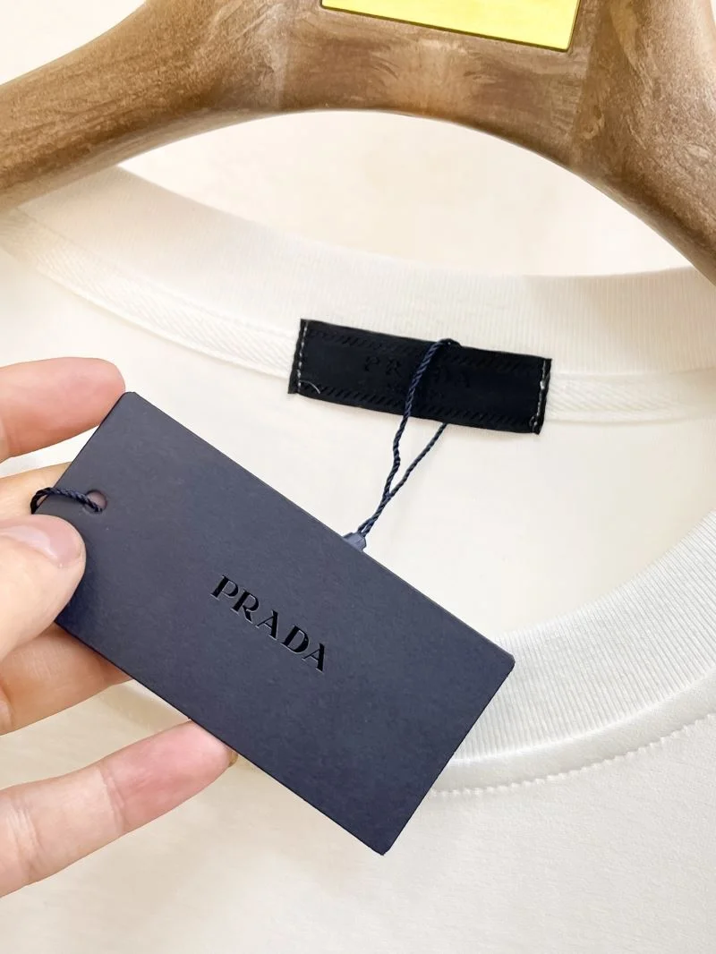 Prada Short Suits Cozy 167955