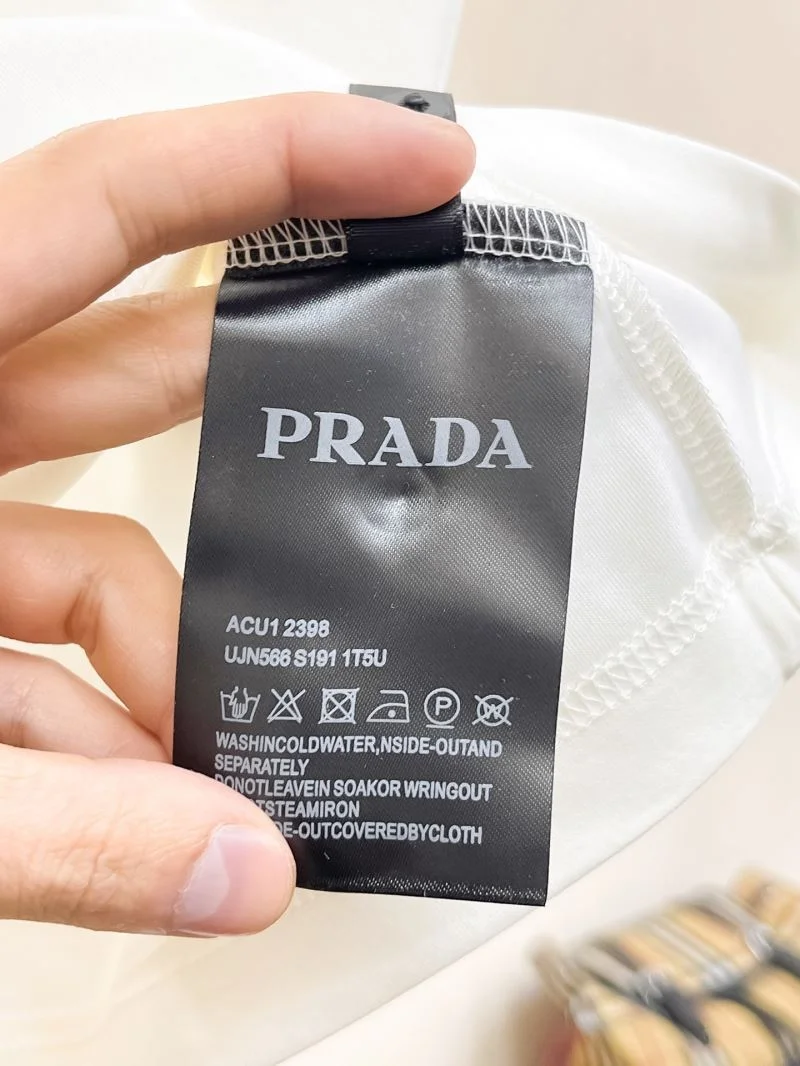 Prada Short Suits Cozy 167955