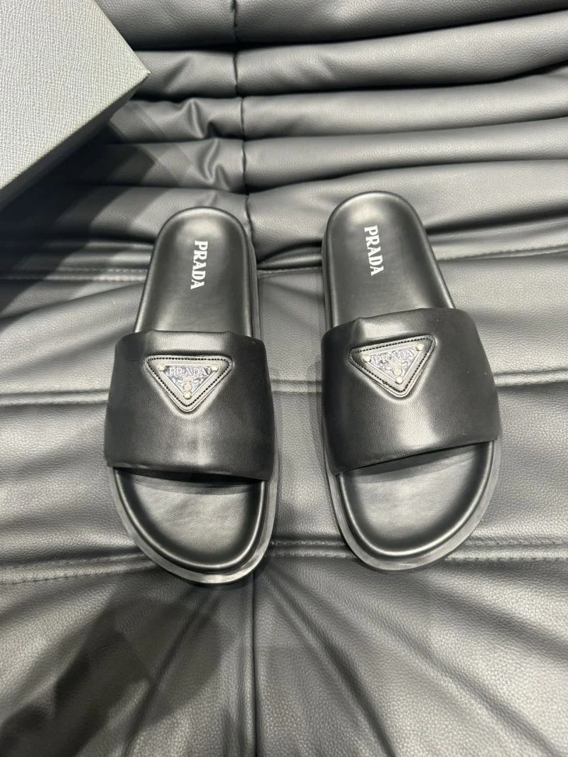 Prada Slippers Youthful 33615