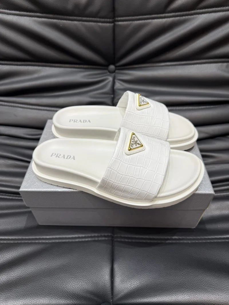 Fashionable Prada Slippers 33614