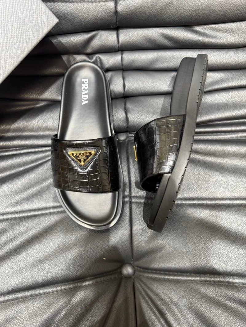 Prada Slippers Soft 33609