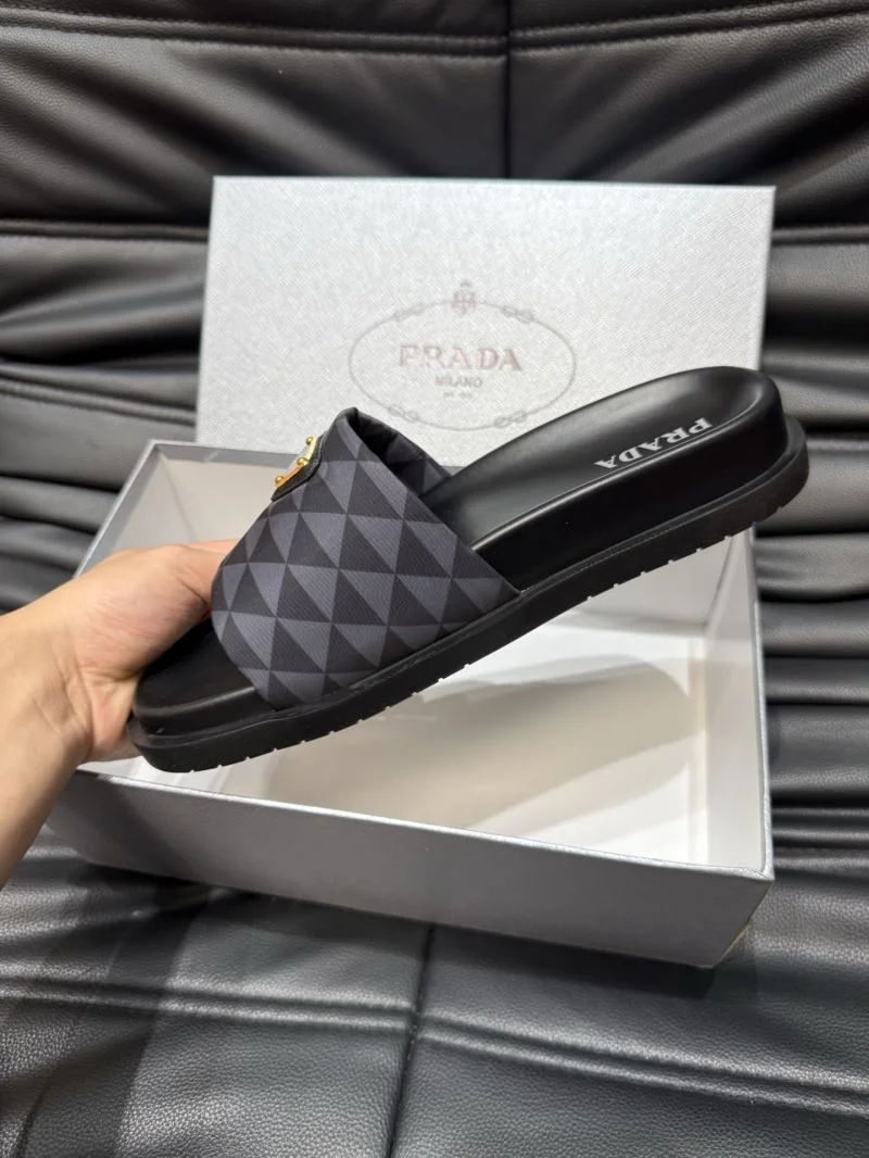 Prada Slippers Lightweight 33606