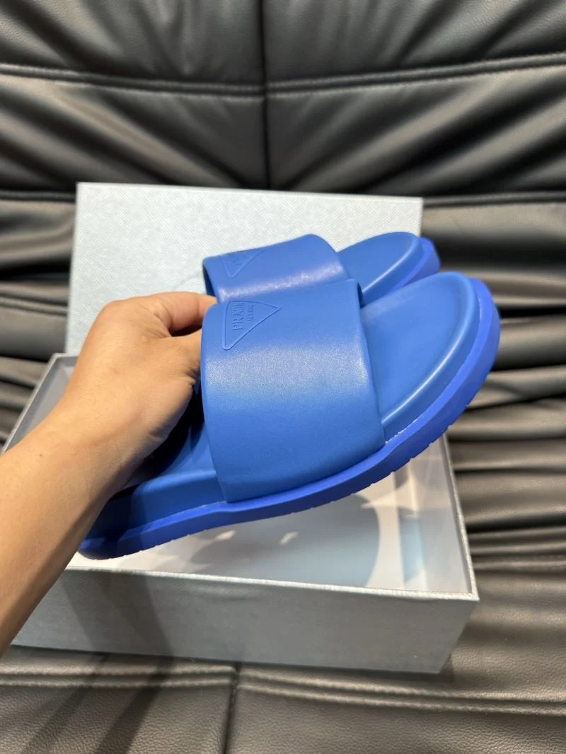 Neat Prada Slippers 33595