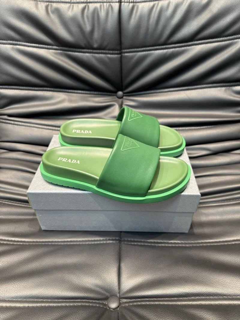 Durable Prada Slippers 33597