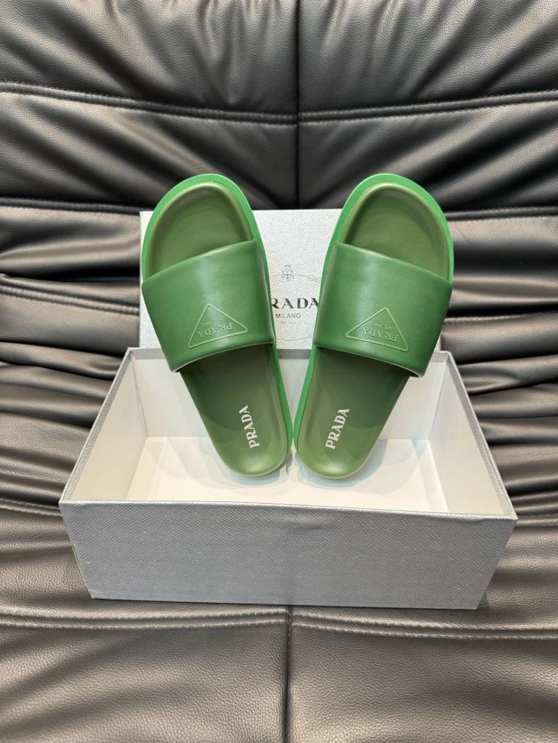 Durable Prada Slippers 33597