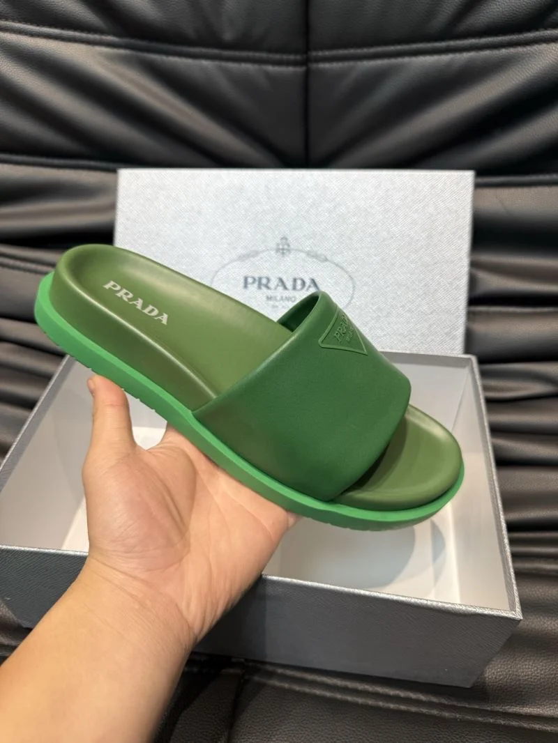 Durable Prada Slippers 33597