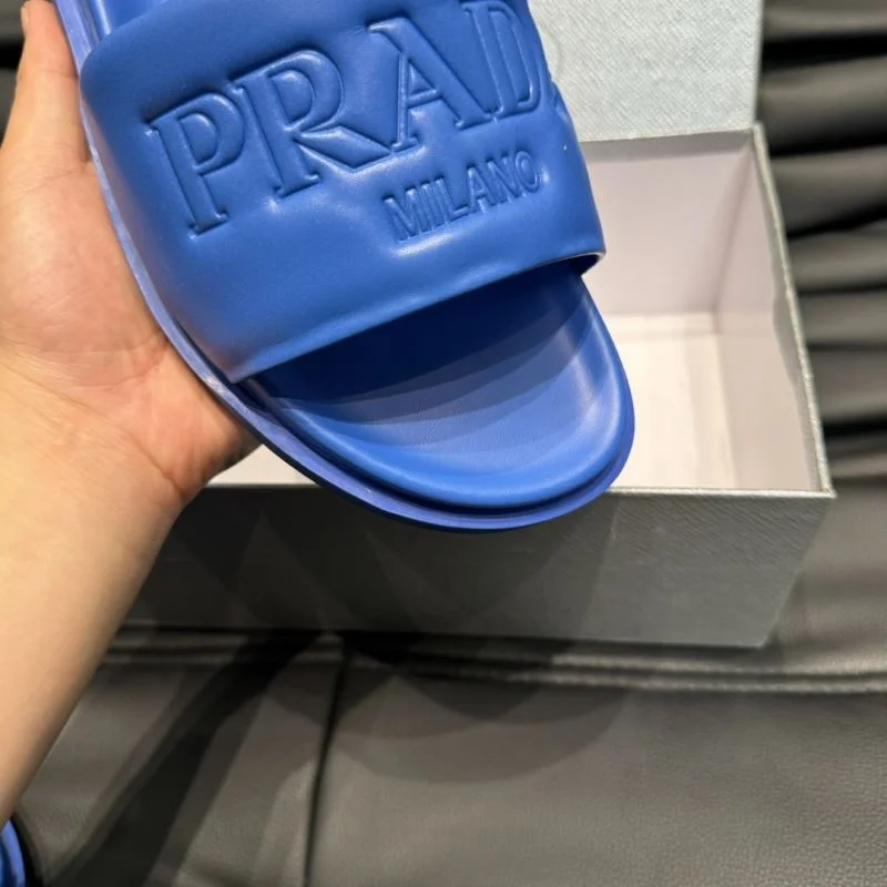 Prada Slippers RelaxedFit 33586