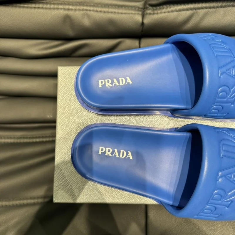 Prada Slippers RelaxedFit 33586