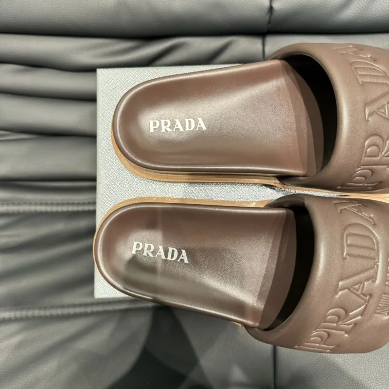 Fashionable Prada Slippers 33585