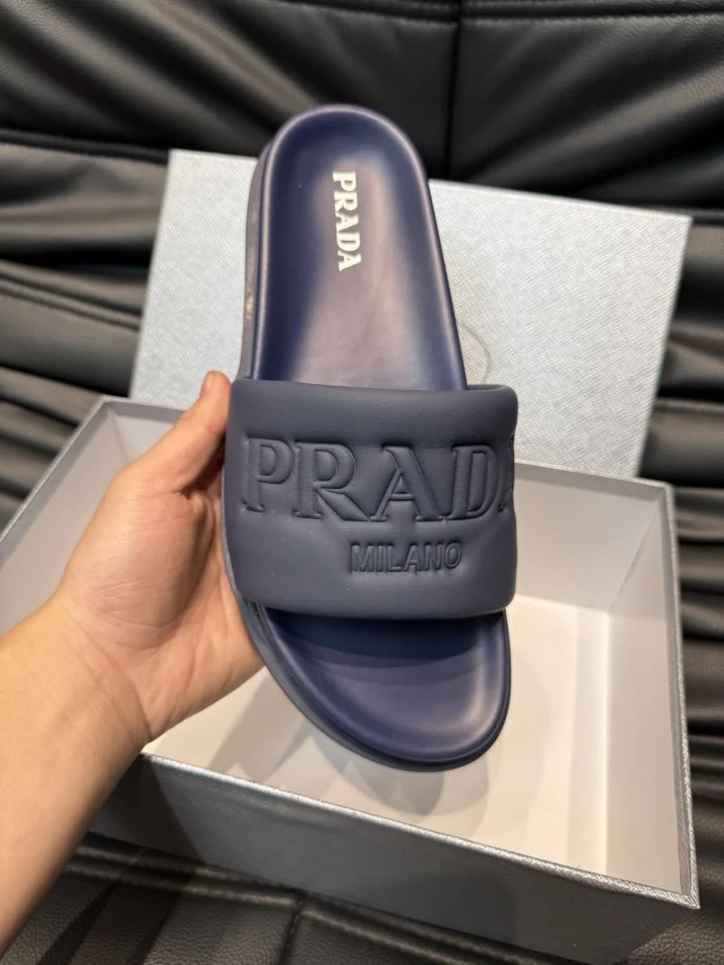 Prada Slippers Durable 33581