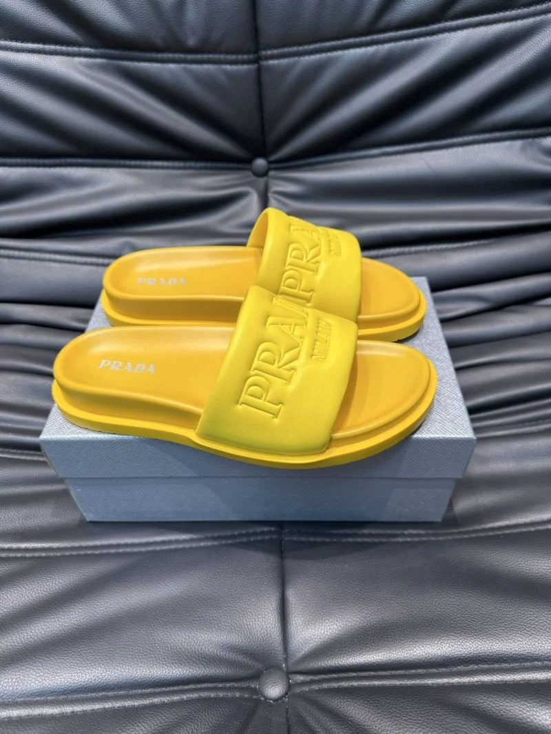 Supportive Prada Slippers 33582