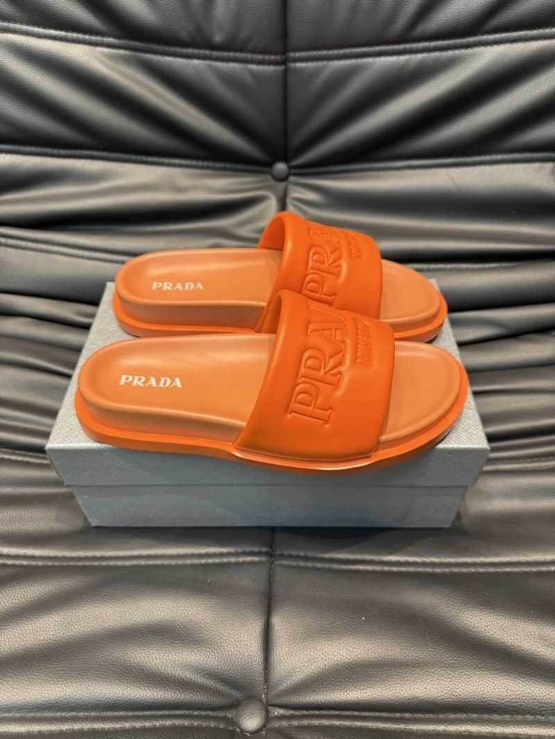 Prada Slippers Cozy 33579
