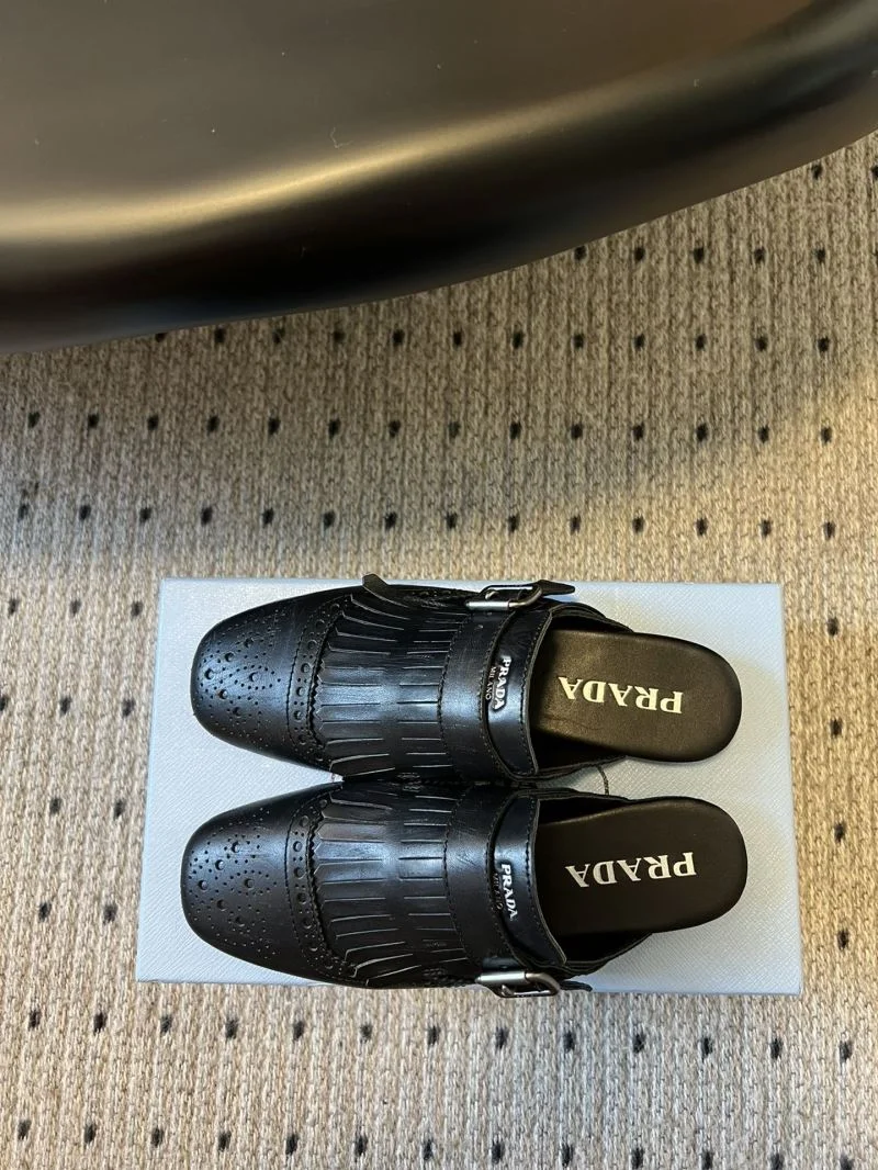 Prada Slippers Casual 34331