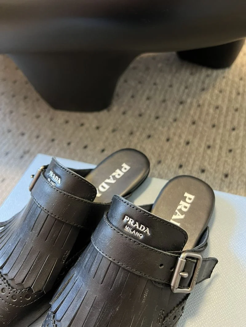 Prada Slippers Casual 34331