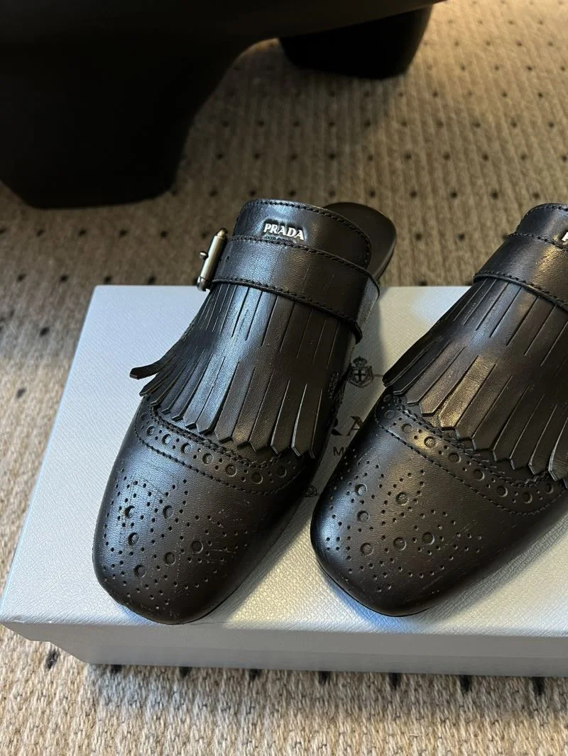 Prada Slippers Casual 34331
