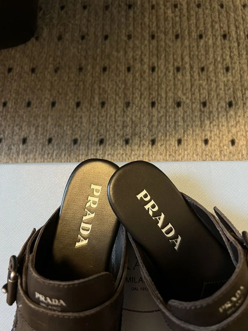 Effortless Prada Slippers 34336
