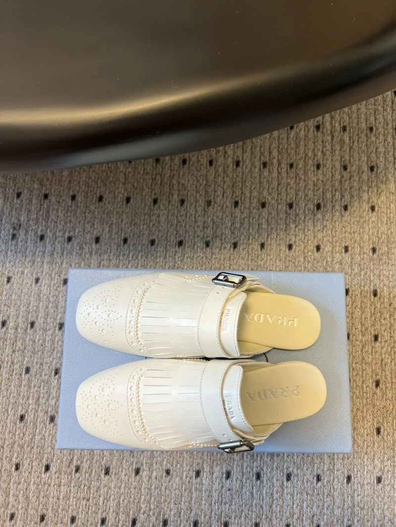 Prada Slippers Unique 34335