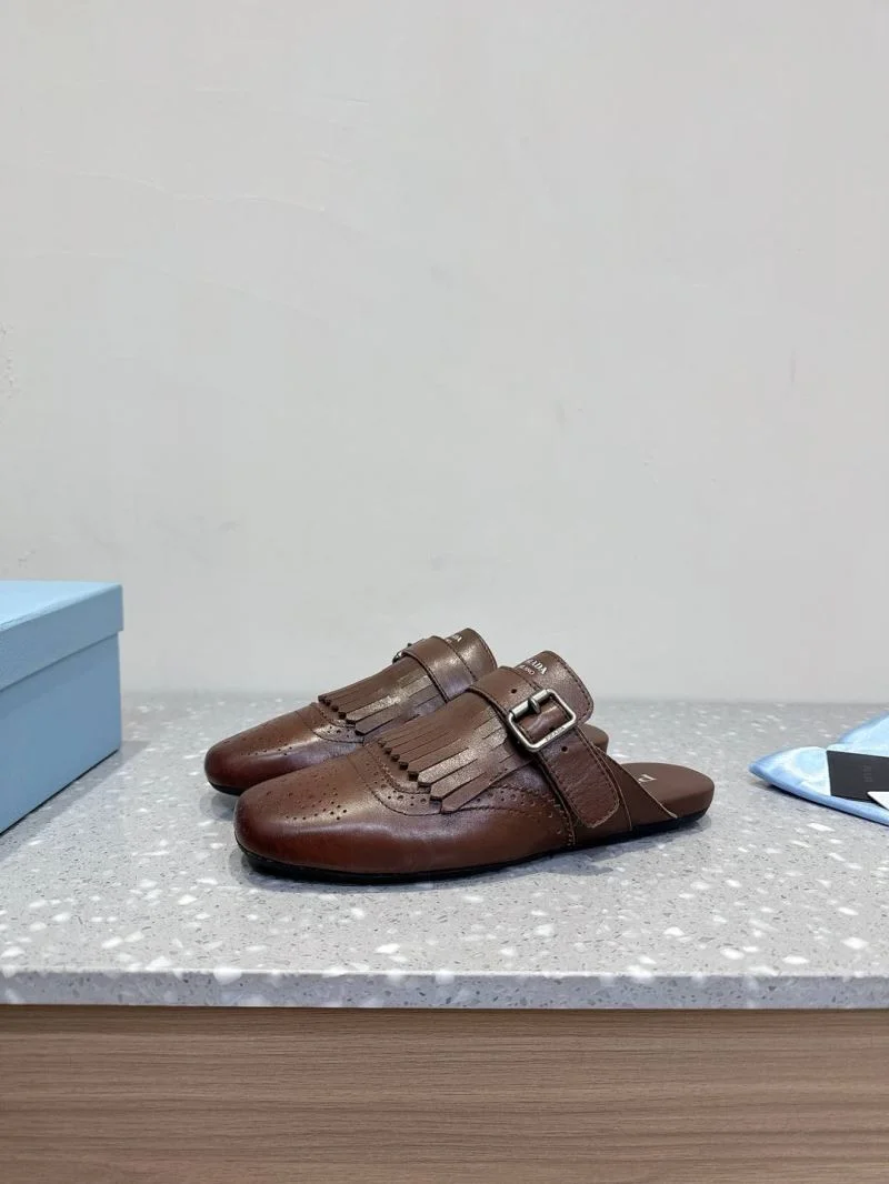 Prada Slippers Cozy 34318