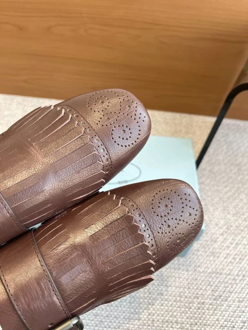 Prada Slippers TimelessDesign 34321
