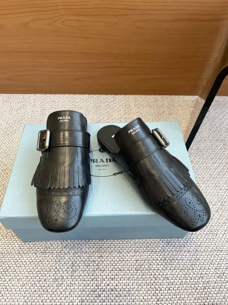 Prada Slippers Bright 34320