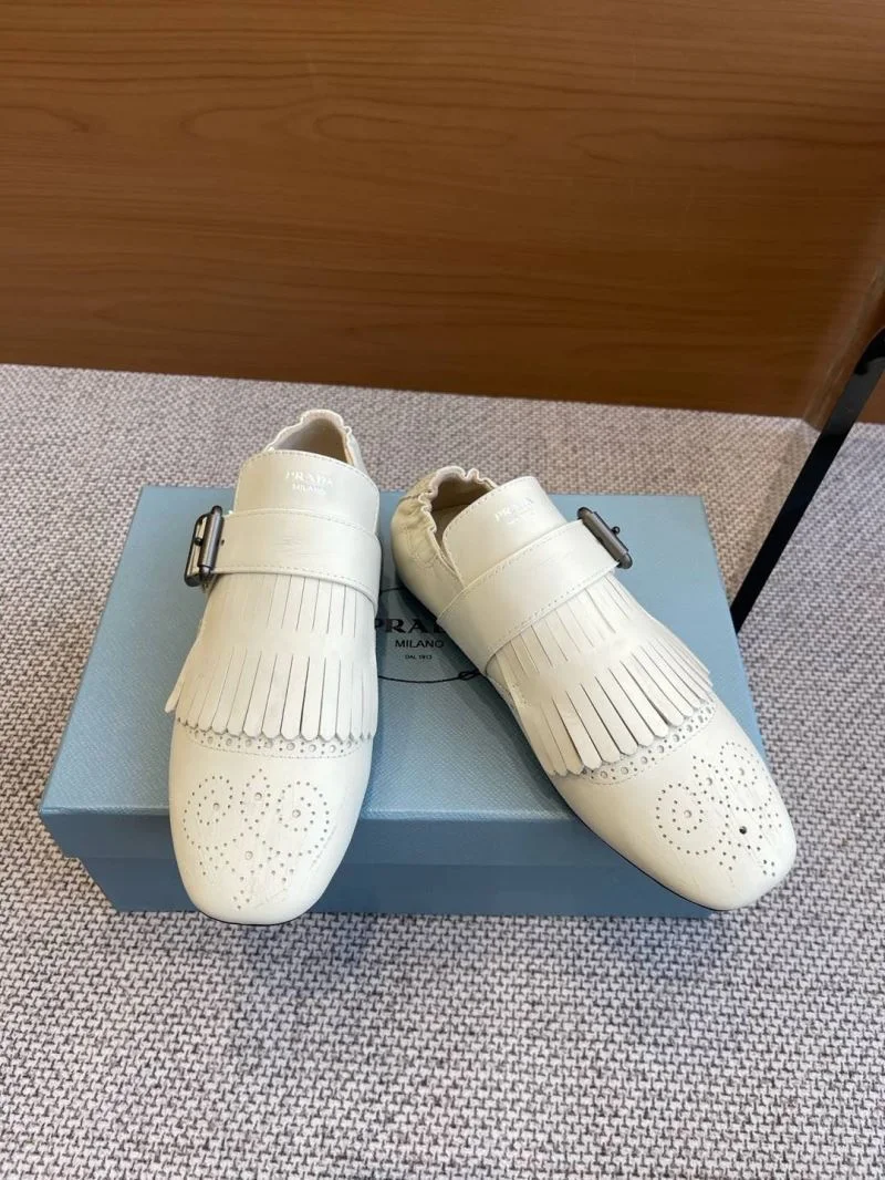 Prada Slippers Trendy 34312