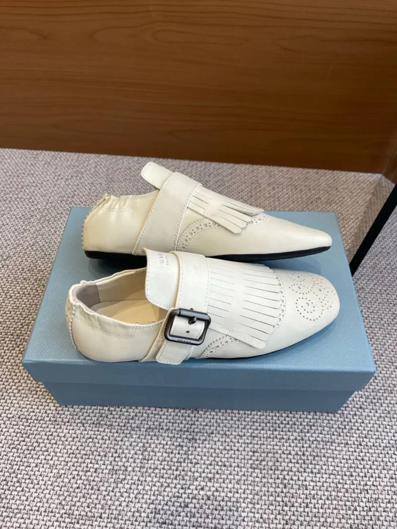 Prada Slippers Trendy 34312