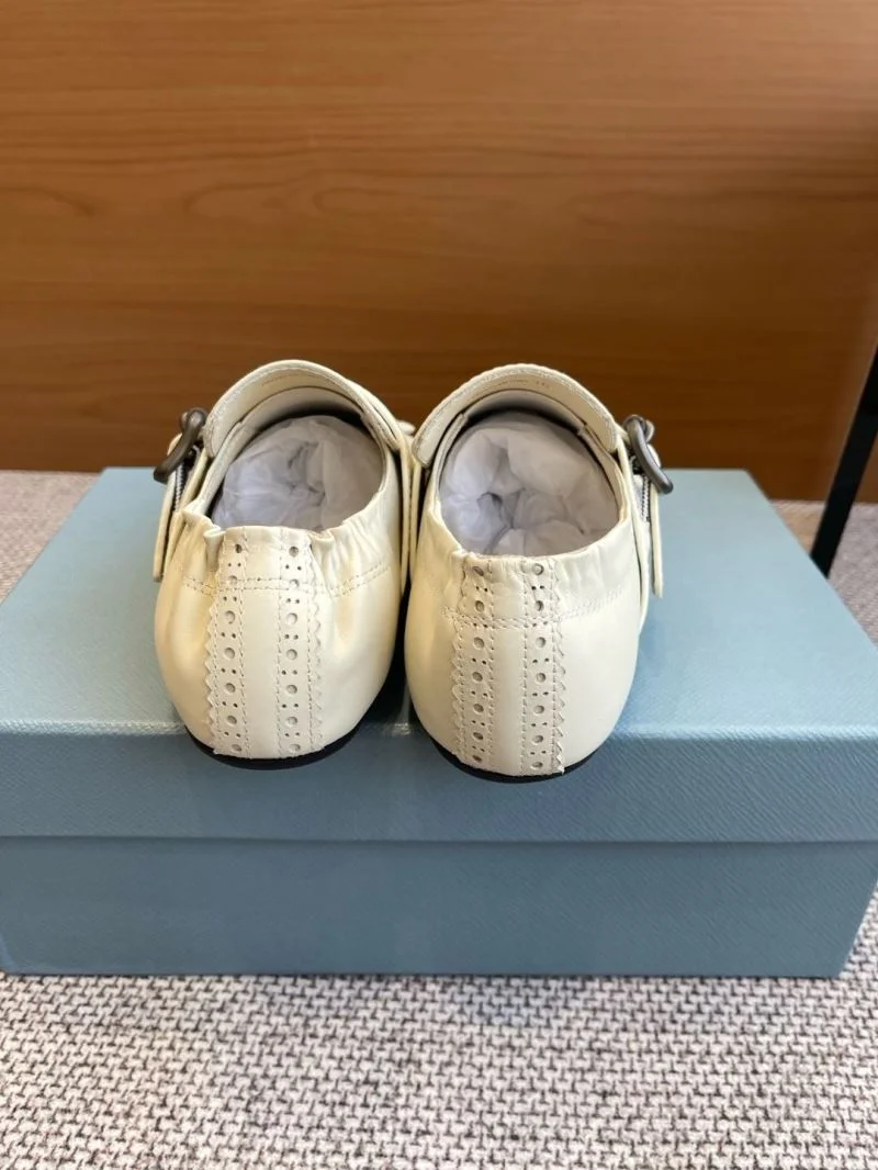 Prada Slippers Trendy 34312