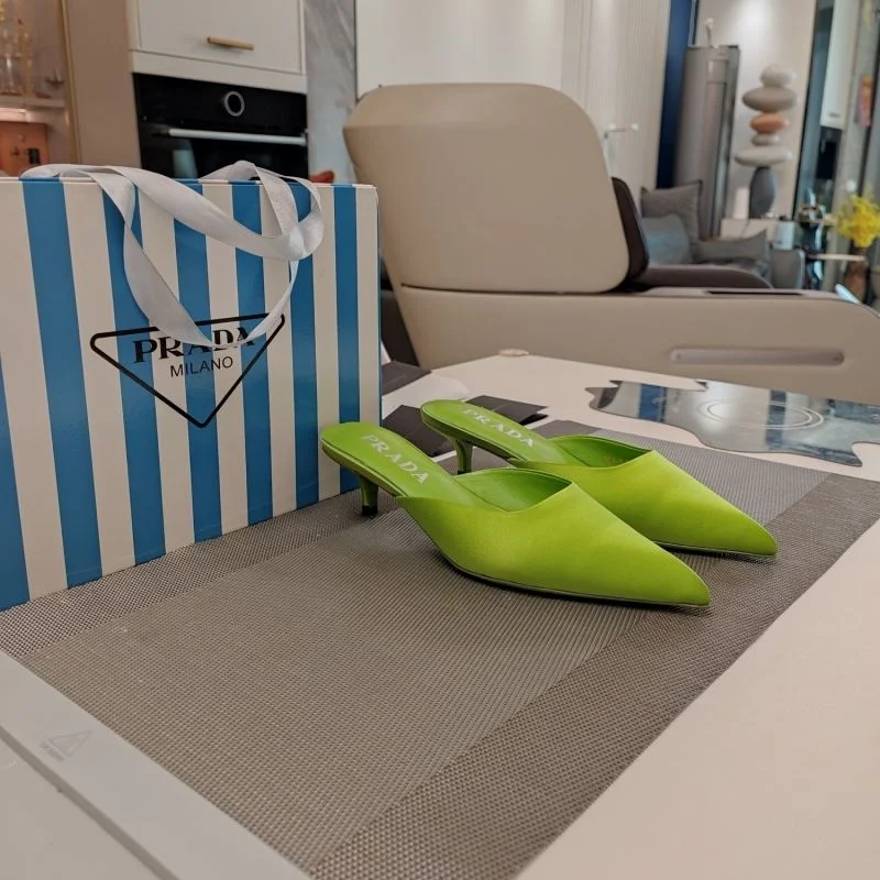 Prada Slippers Sporty 34311