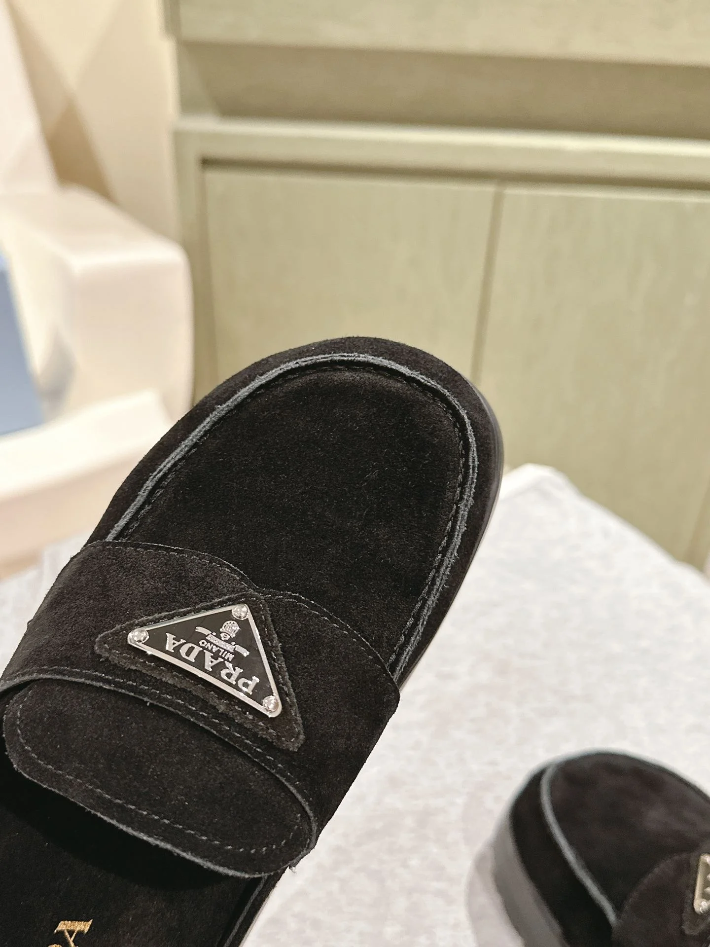 Prada Slippers Unique 34304