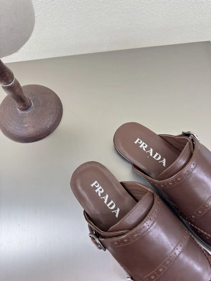 ComfortFit Prada Slippers 35007