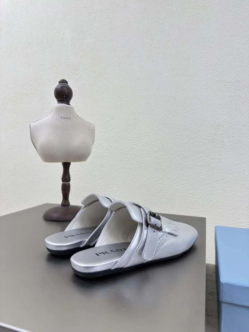 Prada Slippers RelaxedFit 34993