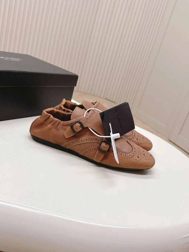 Durable Prada Slippers 35000