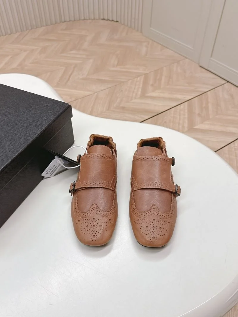 Durable Prada Slippers 35000