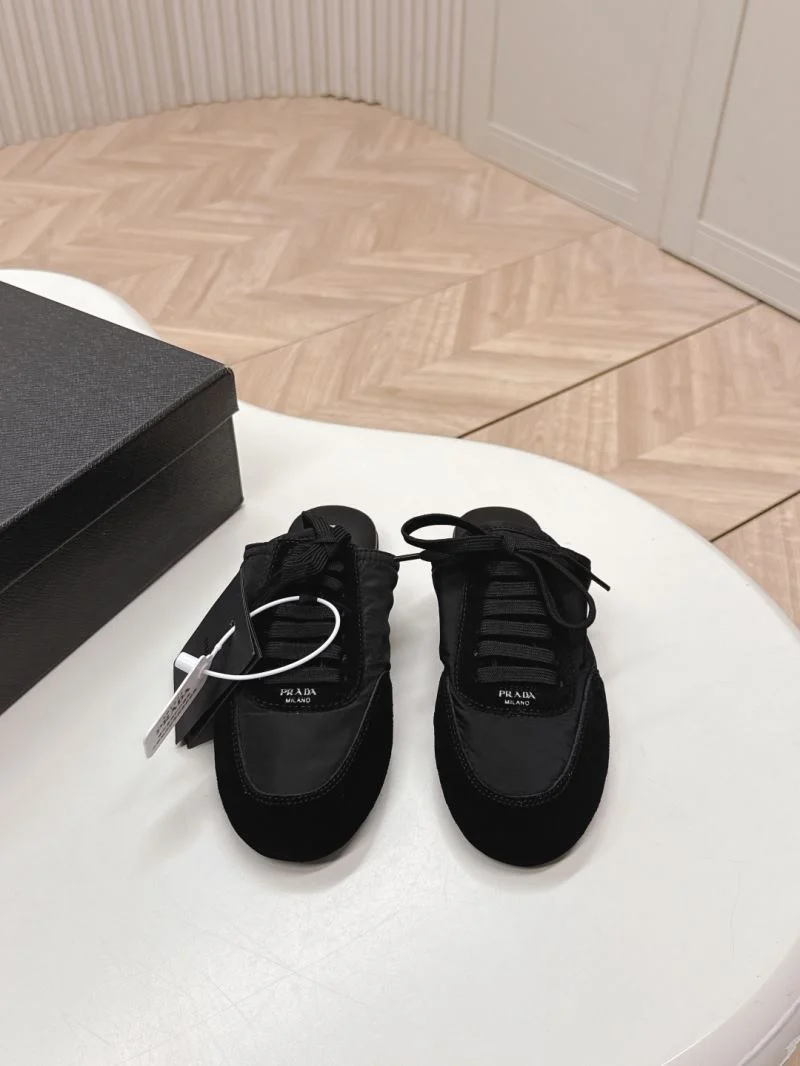 Prada Slippers Supportive 35002