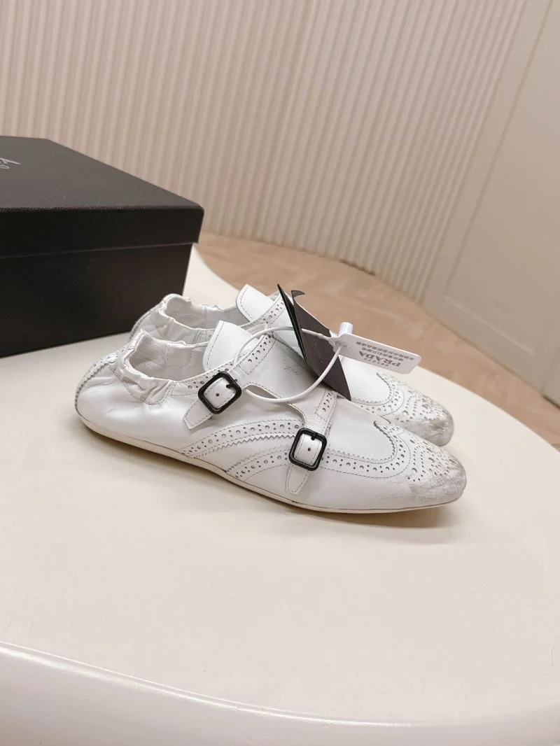 Refined Prada Slippers 34971