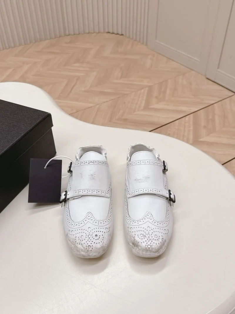 Refined Prada Slippers 34971